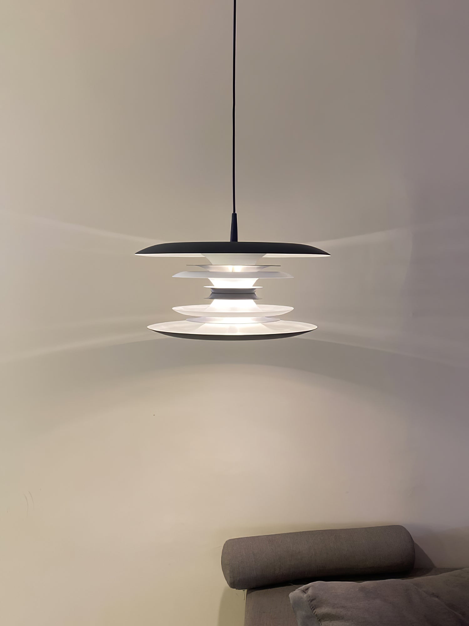 Diapolo Lamp