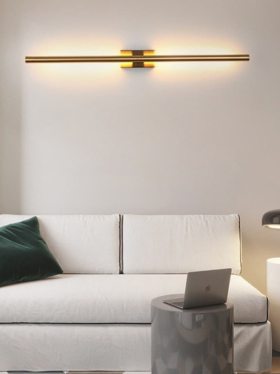 Linear Modern Sconce