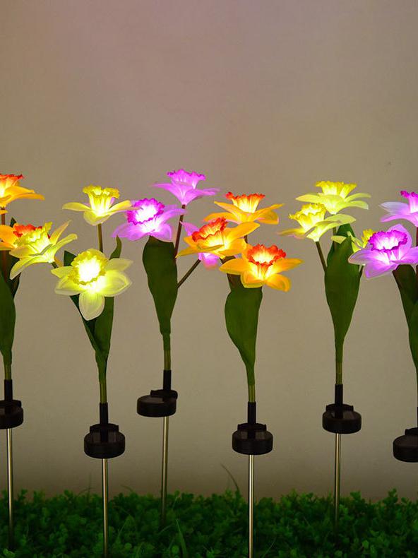 Luci a LED a forma di narciso alimentate a energia solare per esterni